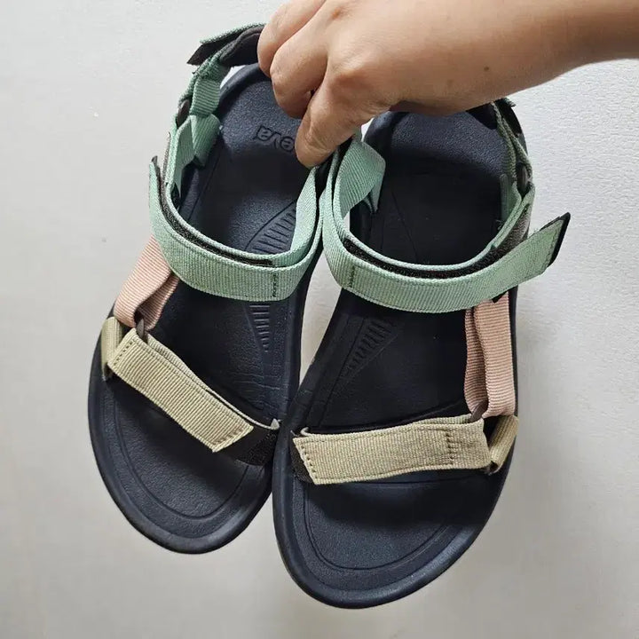 [BUNJANG] Teva Hurricane XLT2 Sandals / 테바 허리케인 XLT2 샌들 240