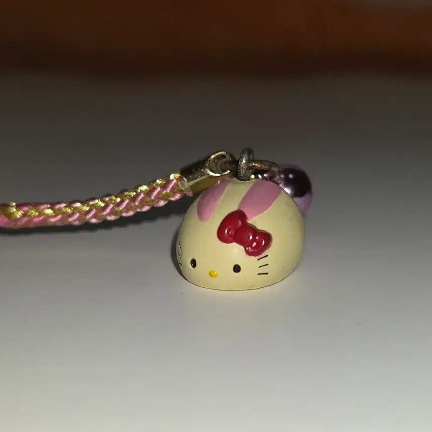 [BUNJANG] Hello Kitty Traditional Sweets Series (Rabbit Mochi) Strap / 키티스트랩 헬로키티 고전키티 화과자 토끼모찌