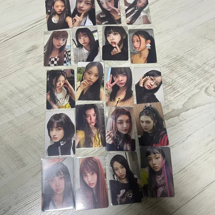 [BUNJANG] NewJeans Yearbook Full Set / 뉴진스 이어북 풀구성