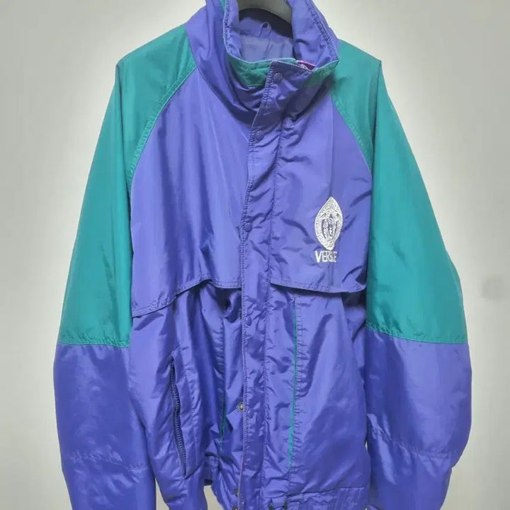 [BUNJANG] Versace Jeans Couture Vintage Windbreaker Jacket / 베르사체 올드스쿨 진스쿠튀르 바람막이 자켓