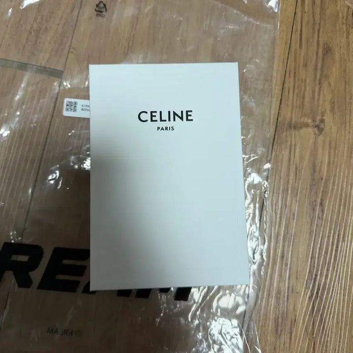 [BUNJANG] Celine Triomphe Canvas Card Holder / 셀린느 트리옹프 캔버스 카드홀더