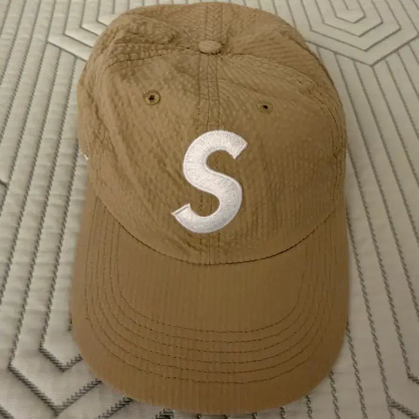 [BUNJANG] Supreme Seersucker Cap Beige / 슈프림 시어서커 S 베이지(탄)