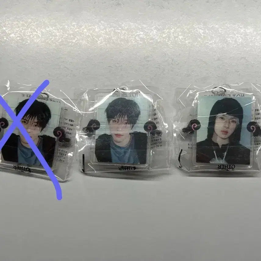 [BUNJANG] NCT WISH Seven Eleven Keyring anteros Sion Sakuya / 엔시티위시 세븐일레븐 키링 안테로스 시온 사쿠야