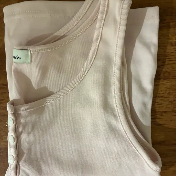 [BUNJANG] Ondemine Sleeveless Top / 온드민 나시