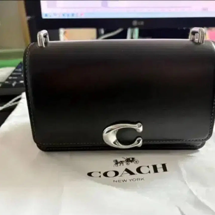 [BUNJANG] Coach Shoulder Bag / 코치가방