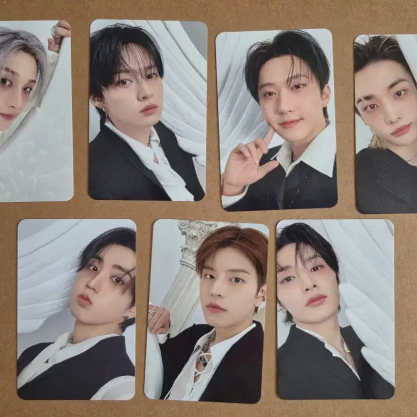 [BUNJANG] Stray Kids 6th Membership Photocard &amp; Photo Set / 스트레이키즈 6기 멤버십 포카+증사 세트