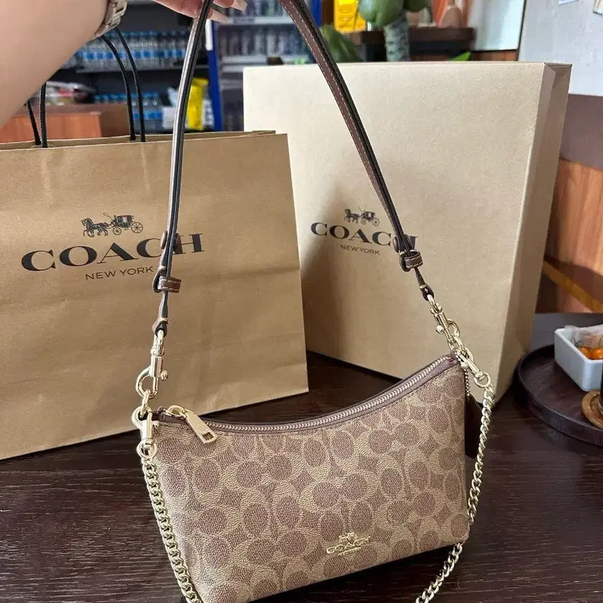 [BUNJANG] Coach Signature Mini Shoulder Bag Chain Bag / 코치 패션 시그니처 미니 숄더백 체인백 사이즈19*8.5*15.5