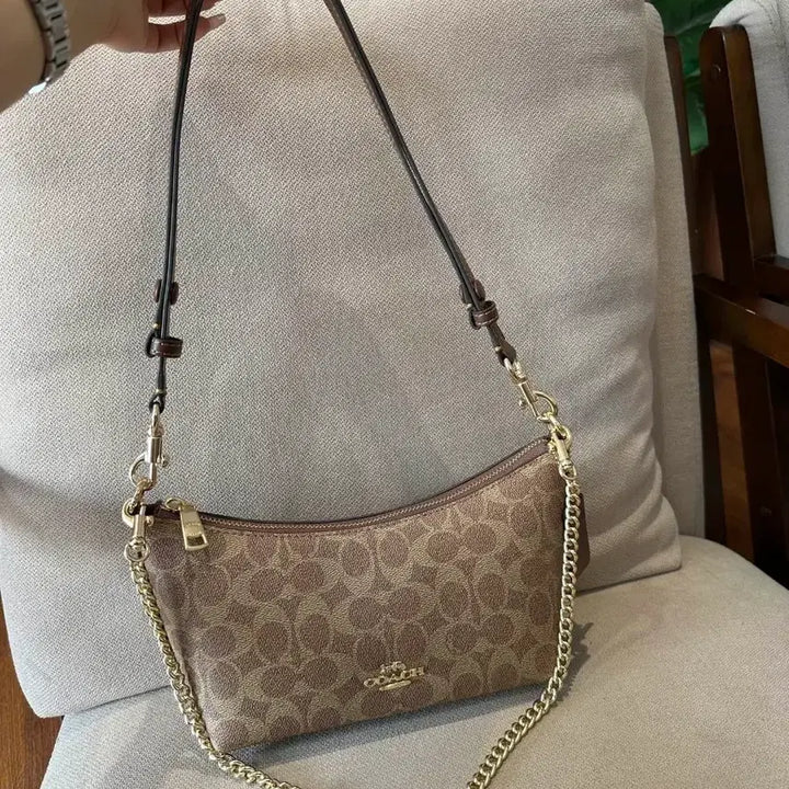 [BUNJANG] Coach Signature Mini Shoulder Bag Chain Bag / 코치 패션 시그니처 미니 숄더백 체인백 사이즈19*8.5*15.5