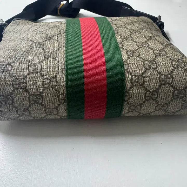 [BUNJANG] Gucci Crossbody Shoulder Bag / 구찌 크로스백 숄더백