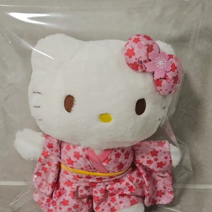 [BUNJANG] Kimono Kitty Plush Doll 30cm / 기모노키티인형 30cm