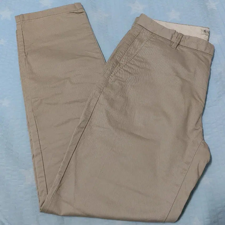 [BUNJANG] Giordano Cotton Pants Beige / 지오다노 면바지 (미사용)