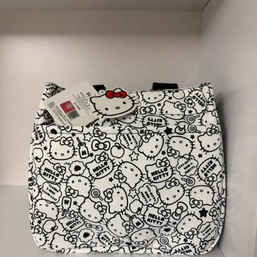 [BUNJANG] Hello Kitty Pattern Insulated Bag / 헬로키티 패턴 보냉가방