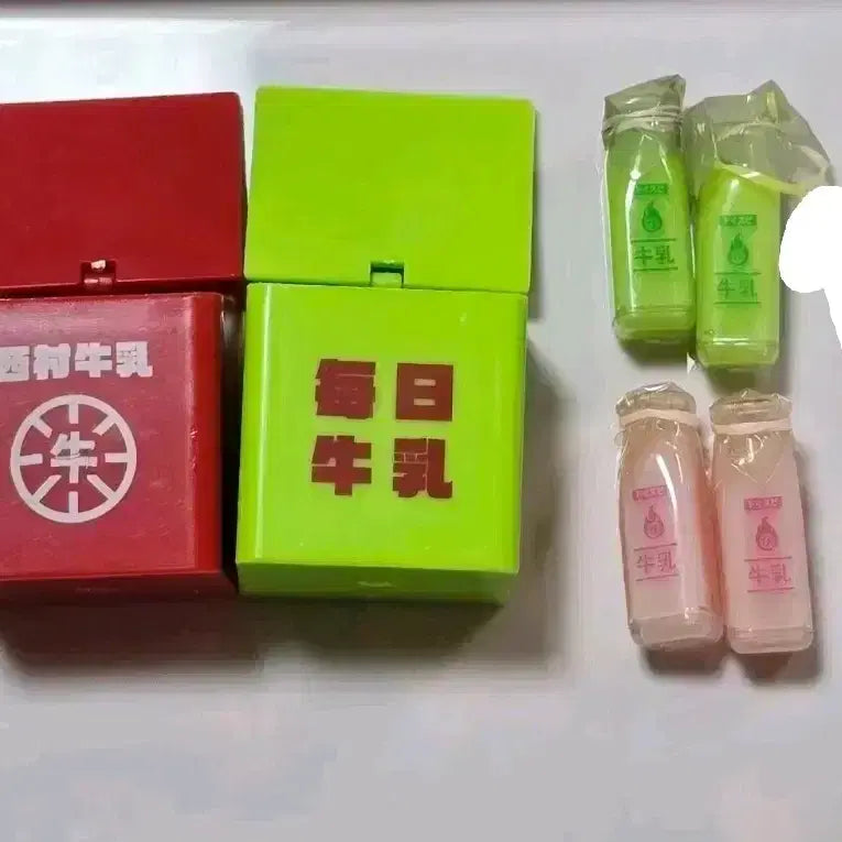 [BUNJANG] Strawberry Milk Melon Milk Gacha Figure Bundle Set / 딸기우유 메론우유 가챠  피규어  일괄