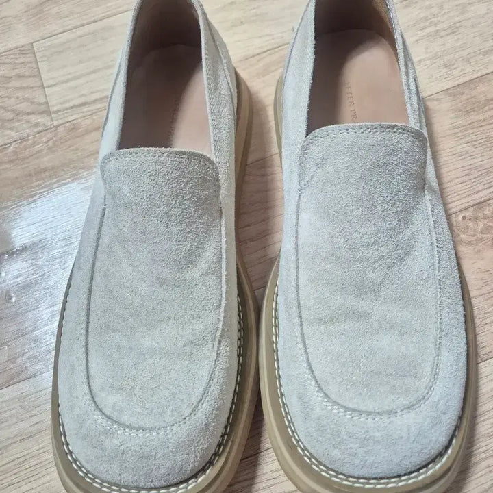[BUNJANG] Afterpray Vision Round Toe Loafer Suede / 애프터프레이 비전 라운드 토 로퍼 스웨이드 43