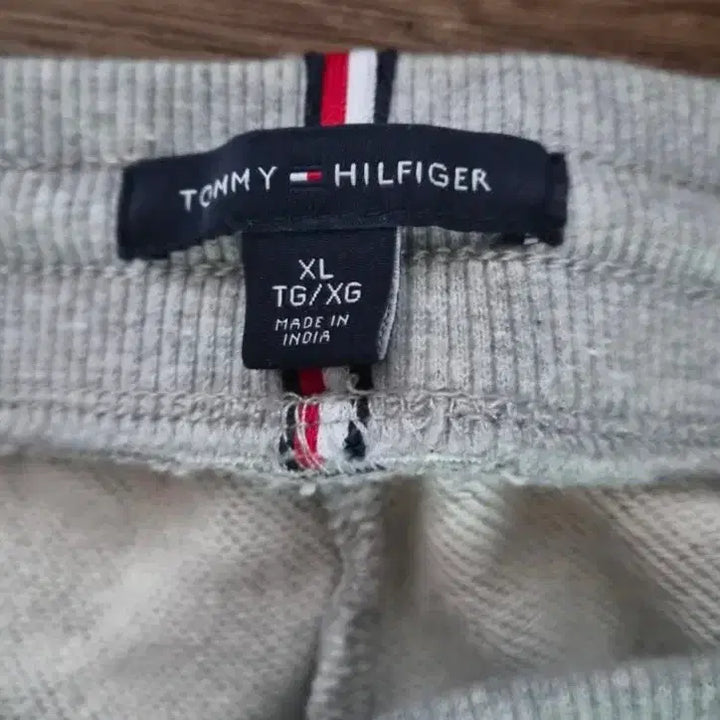 [BUNJANG] Tommy Hilfiger Grey Sweatpants / 타미힐피거 회색 트레이닝 바지