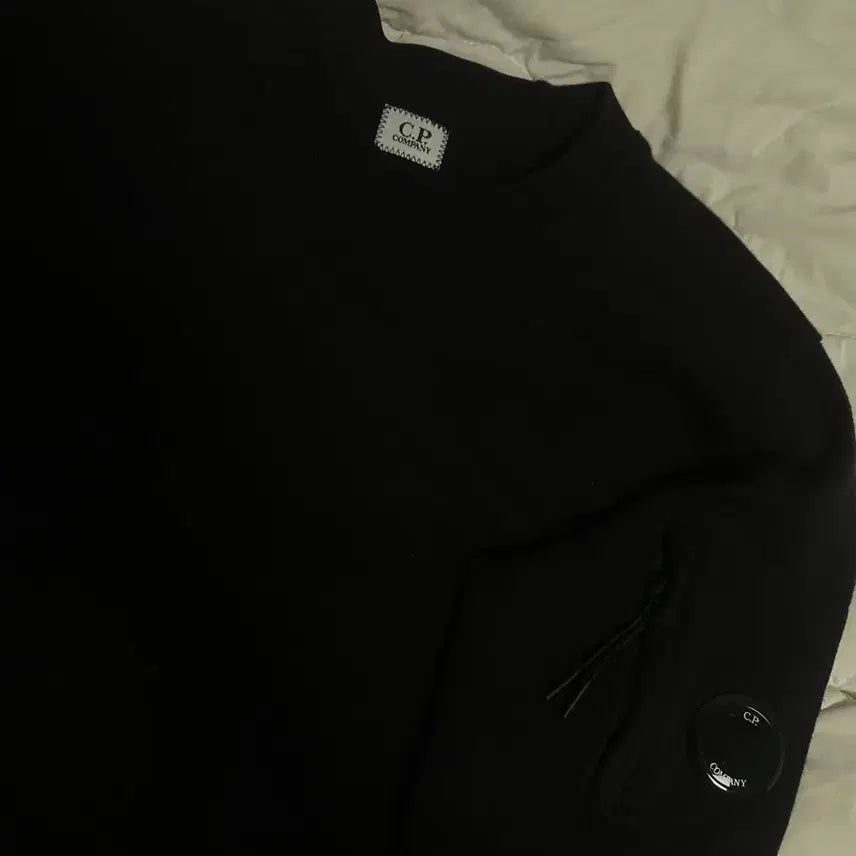 [BUNJANG] CP Company Sweatshirt Black L / CP컴퍼니 맨투맨 블랙 판매