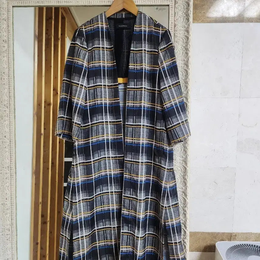 [BUNJANG] Balenciaga Check Long Cardigan / 발렌시아 체크 롱 가디건