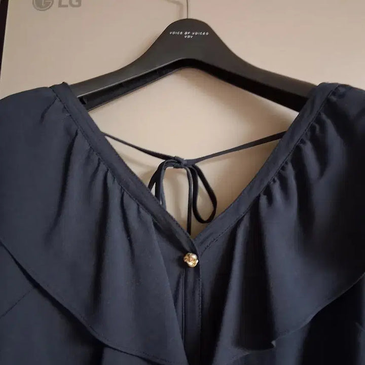 [BUNJANG] DEWL Ruffle Strap Jumpsuit / 듀엘 러플 스트랩 점프슈트