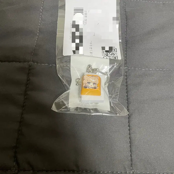 [BUNJANG] Endfield Felica Keycap Keyring / 엔드필드 펠리카 키캡 키링