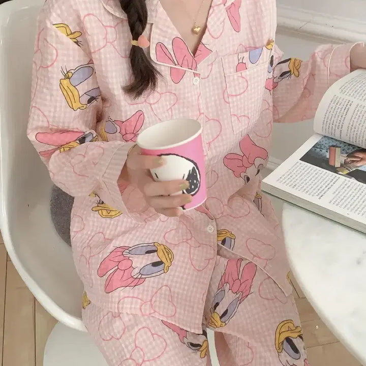 [BUNJANG] Daisy Duck Checkered Pajama Set - Pink / 귀여운 체크 데이지덕 핑크 파자마 세트