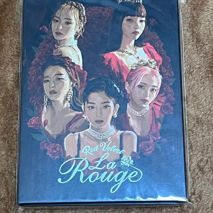 [BUNJANG] Red Velvet La Rouge Postcard Book / 레드벨벳 라루즈 엽서북