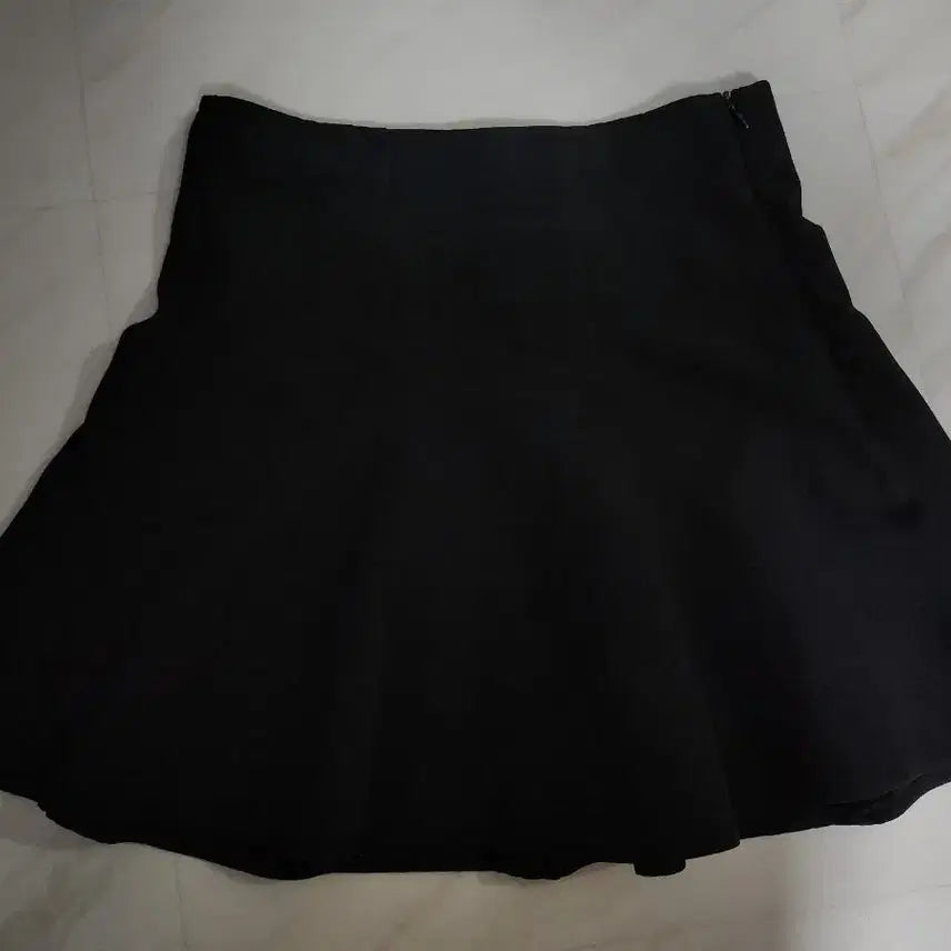 [BUNJANG] Flare Mini Skirt - M / 새상품.플레어미니스커트(뱃살잡아줌) M
