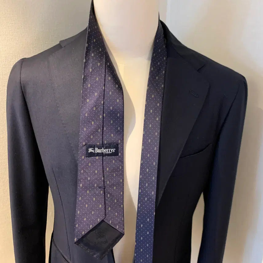 [BUNJANG] Burberry Classic Silk Necktie 8.8cm / 버버리(BURBERRY) 명품 클래식넥타이 A+등급 최상급 8.8cm