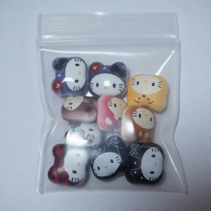 [BUNJANG] DIY Kitsch Face Mix Beads for Keychains and Pens / DIY 키치얼굴 믹스 비즈