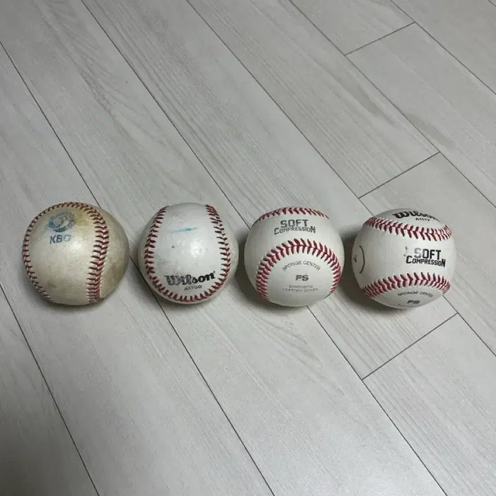 [BUNJANG] Samsung Lions Authentic Autographed Baseball (Various Players) / 심창민 구자욱 김헌곤 뷰캐넌(삼성라이온즈)친필 싸인볼