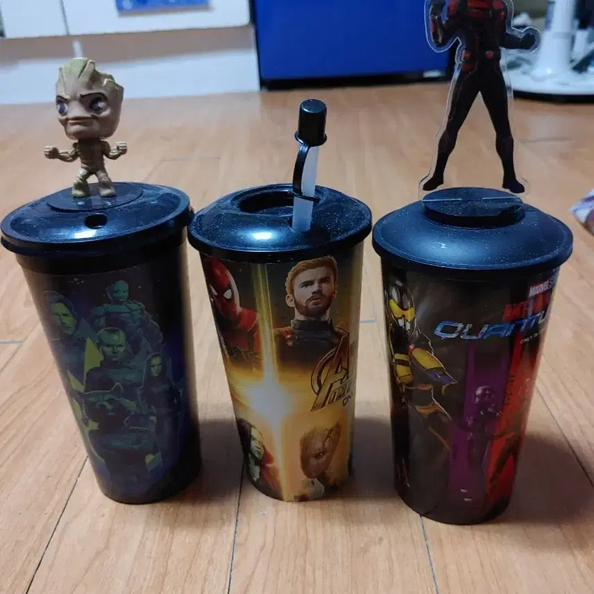 [BUNJANG] Marvel Avengers Figure Tumbler 3-Set Bundle / 마블 어벤져스 피규어 텀블러 3종 세트 일괄 판매