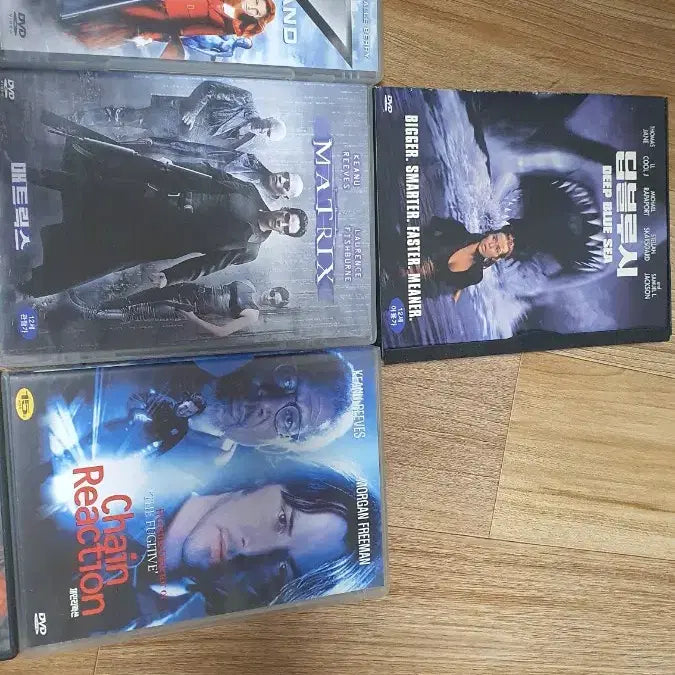 [BUNJANG] DVD Movie Collection (The Matrix, Die Hard, etc.) / DVD 영화 모음 (매트릭스, 다이하드 등)