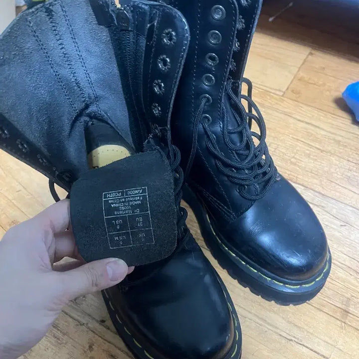 [BUNJANG] Dr. Martens 10-Hole Boots UK4 / 닥터마틴 uk4 10홀 팔아요