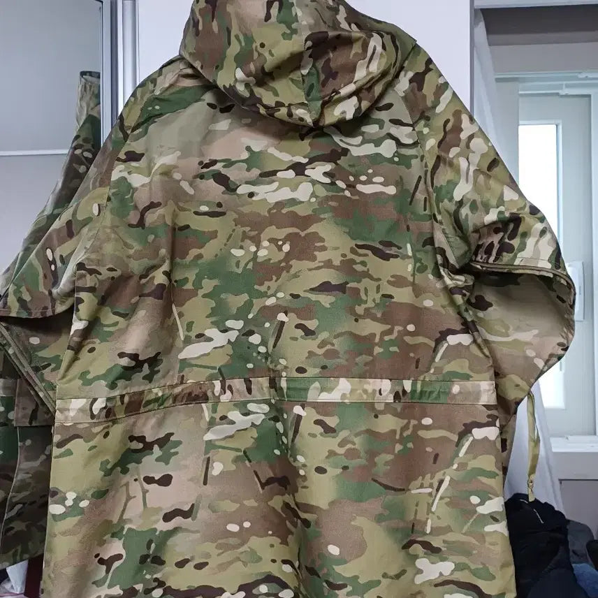 [BUNJANG] US Military MultiCam OCP Gore-Tex Jacket - Medium Regular / 미군 멀티캠 OCP 고어텍스 자켓 - 미디움 레귤러 (105