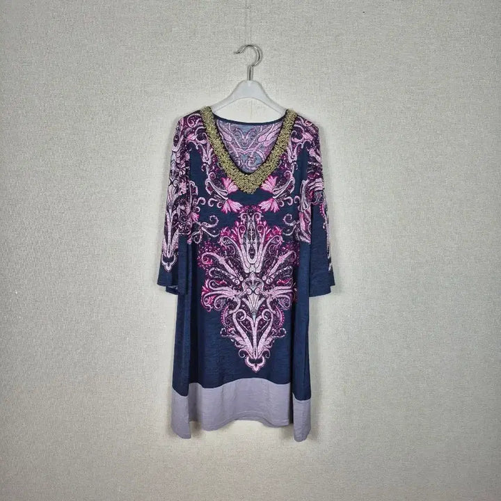 [BUNJANG] V-Neck Pattern Dress with Beaded Embellishments / (