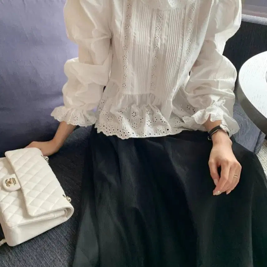 [BUNJANG] Bicyne Yodel Blouse / [오늘만]바이씨니 요들블라우스