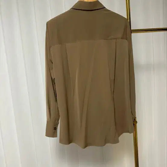 [BUNJANG] Jouloug Beige Blouse / 줄로그 베이지 블라우스 새상품