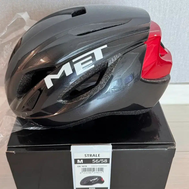 [BUNJANG] New MET Strale Helmet / 신품 메트 스트랄레 헬멧