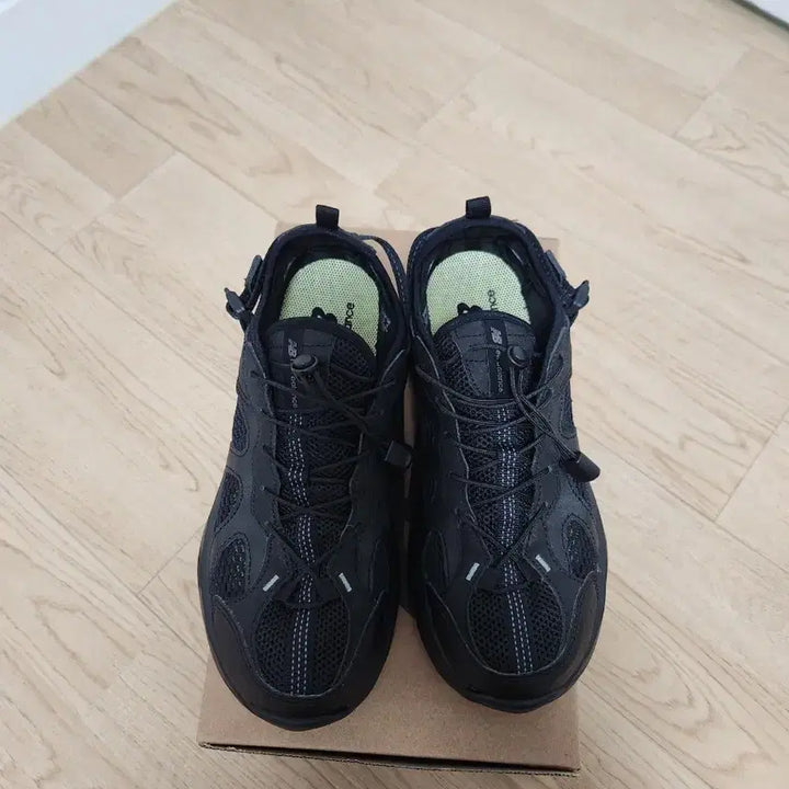 [BUNJANG] New Balance Kave SD2401BK Sneakers / 뉴발란스 케이브