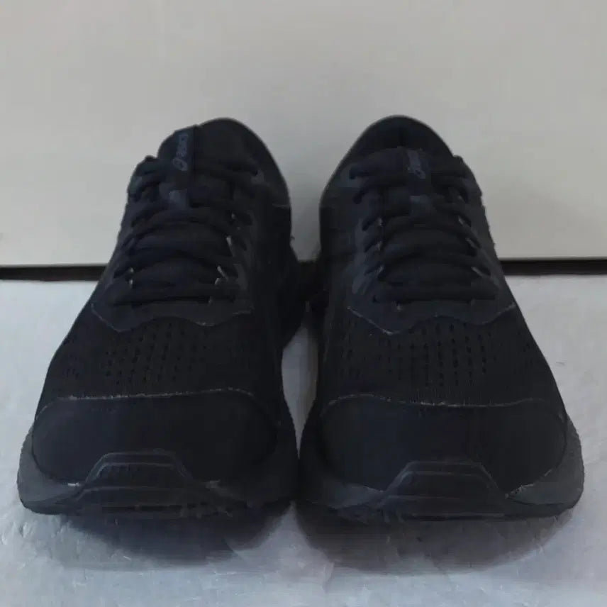 [BUNJANG] ASICS Gel-Contend 8 Triple Black Extra Wide Fit (4E) / [280] 아식스 젤컨텐드8 트리플블랙 엑스트라와이드핏 광폭4E