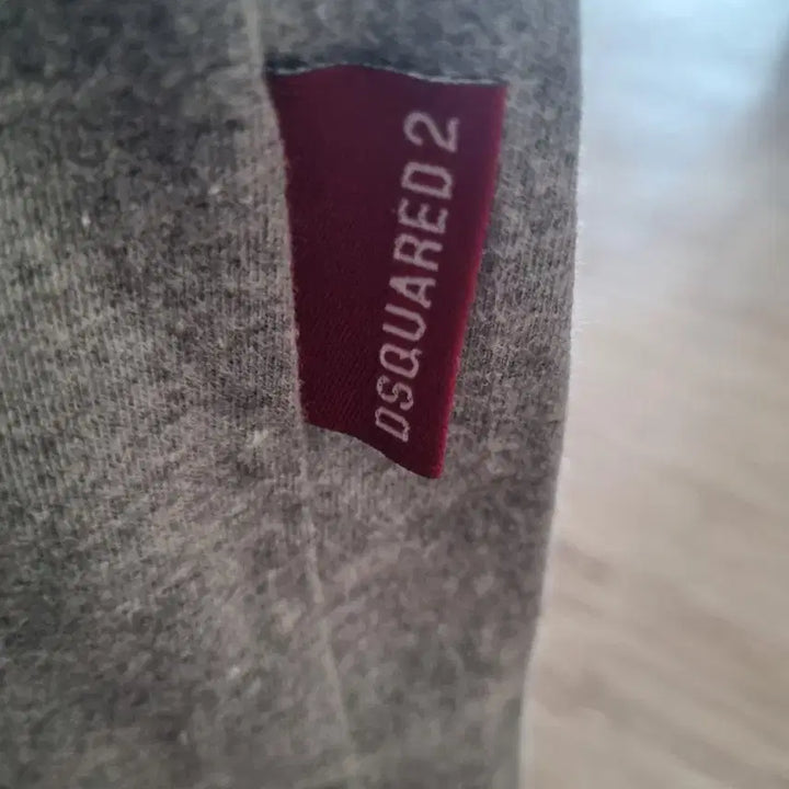 [SOLD OUT] 디스퀘어드2 반팔티 그레이. XL