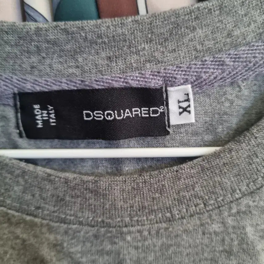 [SOLD OUT] 디스퀘어드2 반팔티 그레이. XL