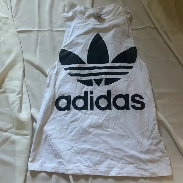 [BUNJANG] Adidas White Tank Top XS / 아디다스 흰색 나시티 XS .(143)