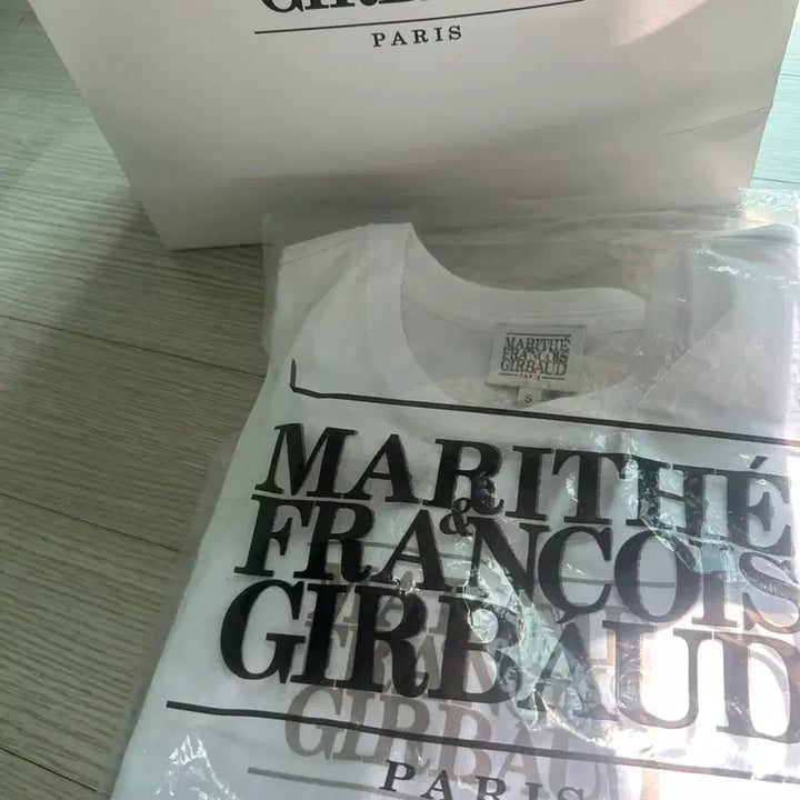 [BUNJANG] Marithe Francois Girbaud Cropped T-Shirt Size S New / 마리떼 반팔티 새상품