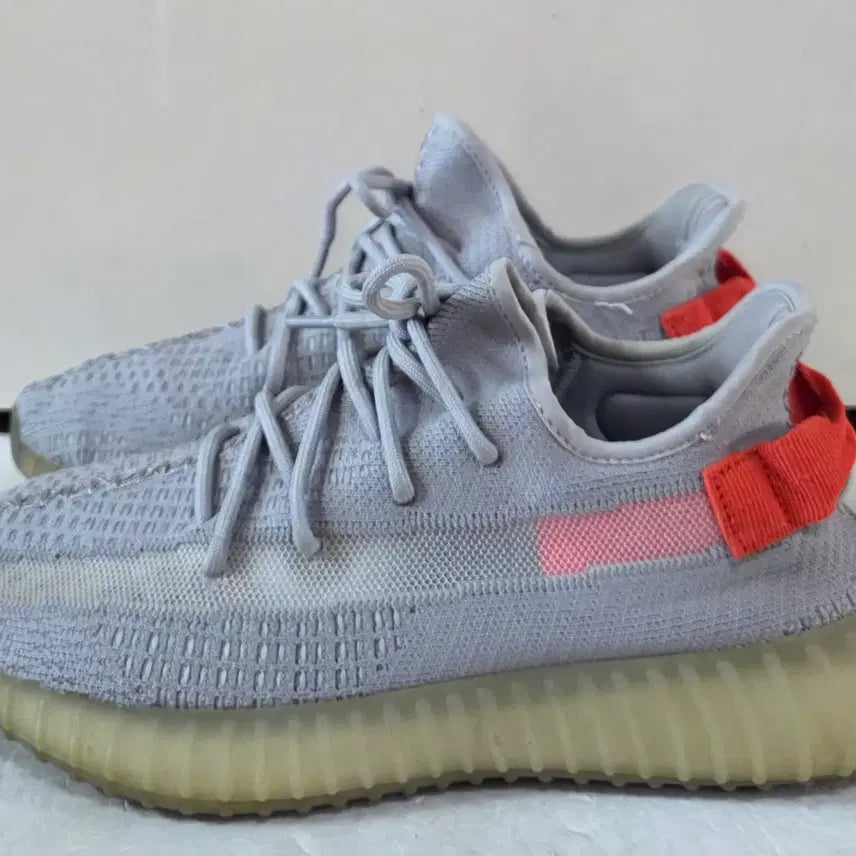 [BUNJANG] Adidas Yeezy Boost 350 V2 Tail Light / [275] 아디다스 이지부스트350V2 테일라이트ㅡ단종매물,최저가