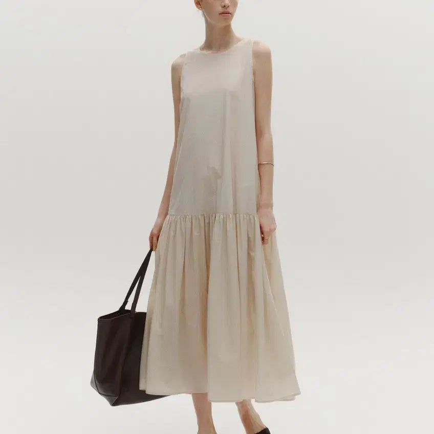 [BUNJANG] SIESIE Ruffle Hem Dress Cream / 시에 러플헴드레스 크림 F사이즈 롱기장