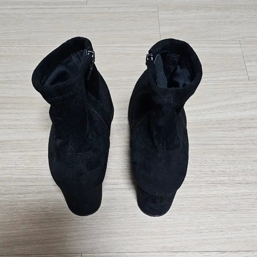 [BUNJANG] Renoma Suede Boots/Shoes - Women&