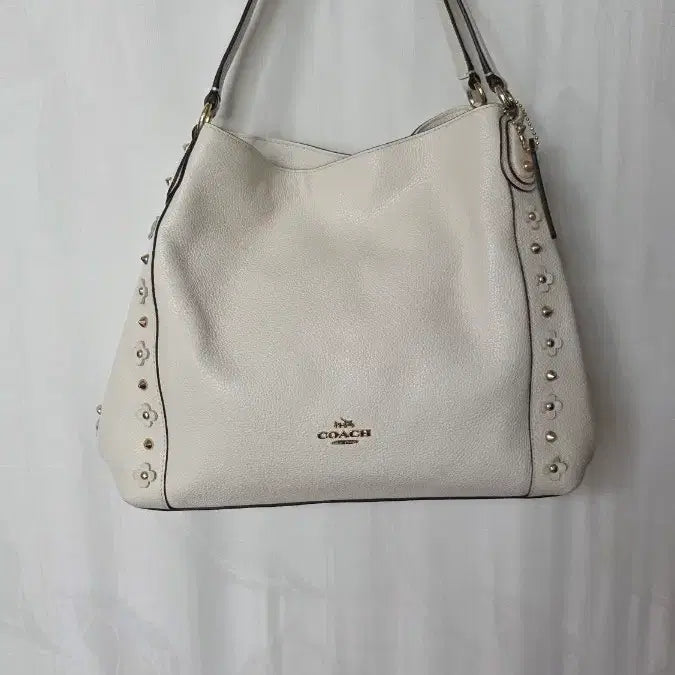 [BUNJANG] Coach Leather Shoulder Bag with Flower Stud Detail / 코치가방