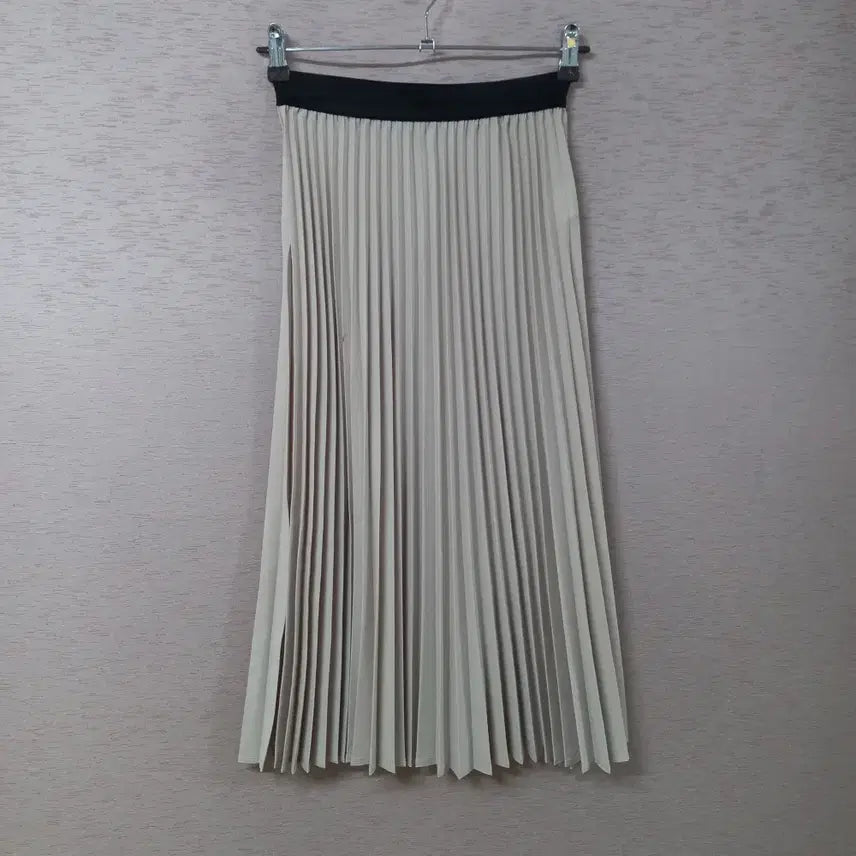 [BUNJANG] Coincoz Beige Pleated Skirt / B5-8/코인코즈 베이지 플리츠 스커트 여성