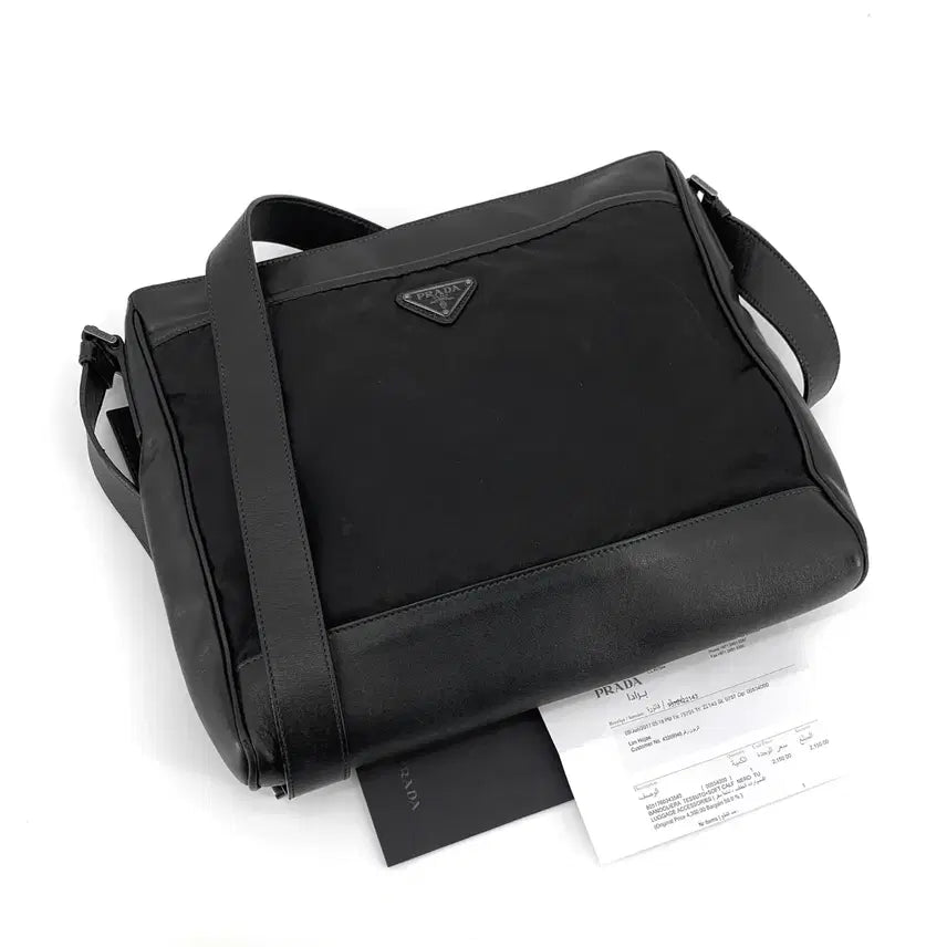 [BUNJANG] Prada Triangle Logo Messenger Bag / 프라다 삼각로고 메신저백