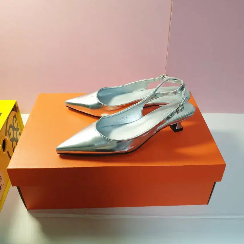 [BUNJANG] FOLLOW Silver Slingback Sandals / 새제품(235) FOLLOW  실버 슬링백/여성샌들